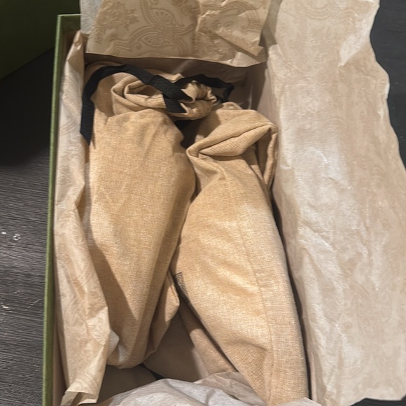 Gucci Thong Leather Malaga Kid-perfect Pink SZ39 - Picture 4 of 6